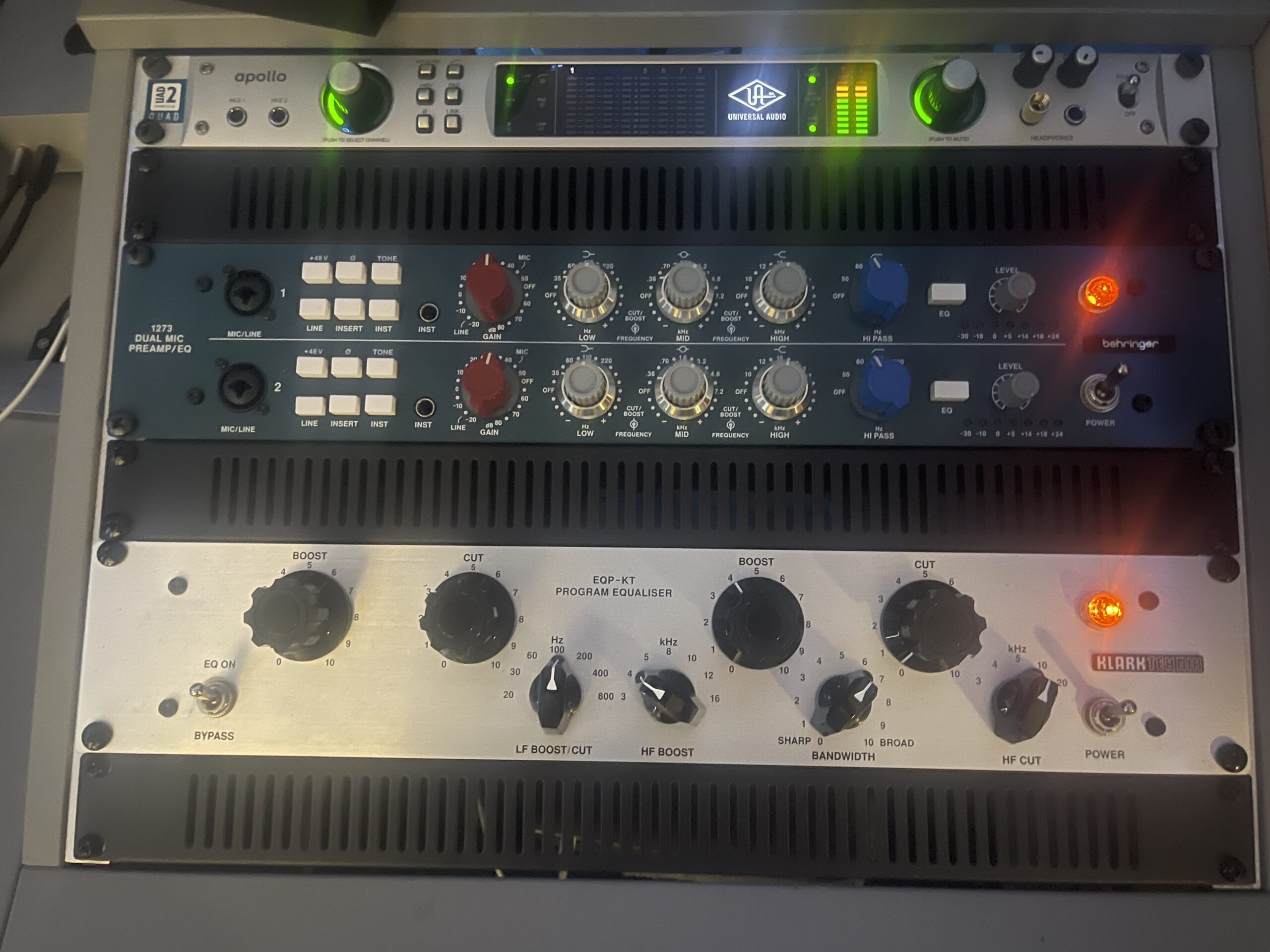 Studio Equipment Rack